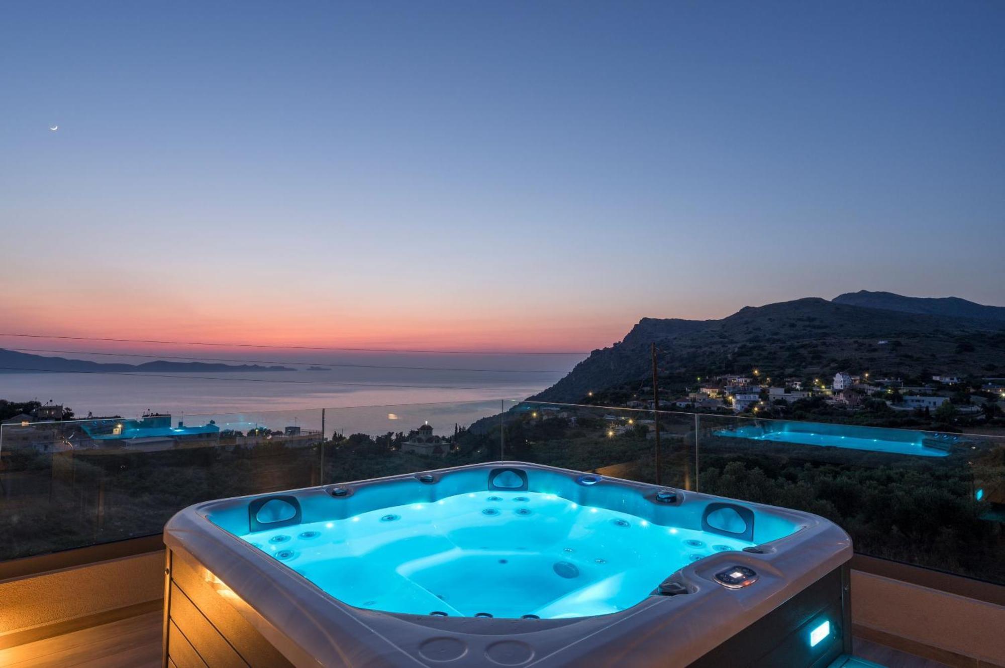 Villa Ekphrasis With Sea View And Jacuzzi Ravdhoúkha Eksteriør bilde